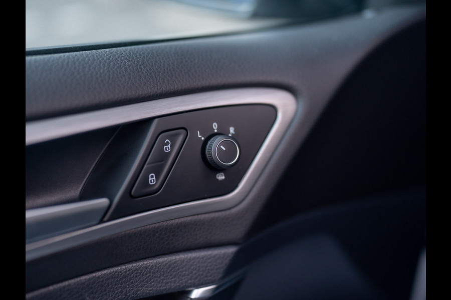 Volkswagen Golf 1.0 TSI 116Pk DSG Comfortline | Apple Carplay/ Android Auto | Parkeersensoren V&A | Navi | Prijs Rijklaar!!