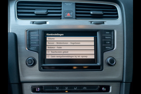 Volkswagen Golf 1.0 TSI 116Pk DSG Comfortline | Apple Carplay/ Android Auto | Parkeersensoren V&A | Navi | Prijs Rijklaar!!