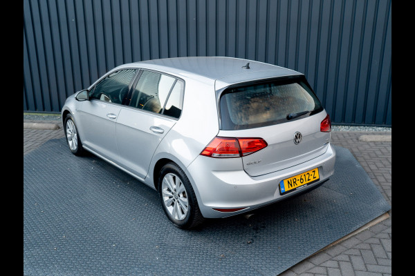 Volkswagen Golf 1.0 TSI 116Pk DSG Comfortline | Apple Carplay/ Android Auto | Parkeersensoren V&A | Navi | Prijs Rijklaar!!