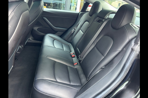 Tesla Model 3 Standard RWD Plus 60 kWh Trekhaak (1.000kg) SOH 87% 19 INCH Velgen Rijklaarprijs!