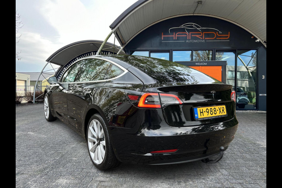 Tesla Model 3 Standard RWD Plus 60 kWh Trekhaak (1.000kg) SOH 87% 19 INCH Velgen Rijklaarprijs!