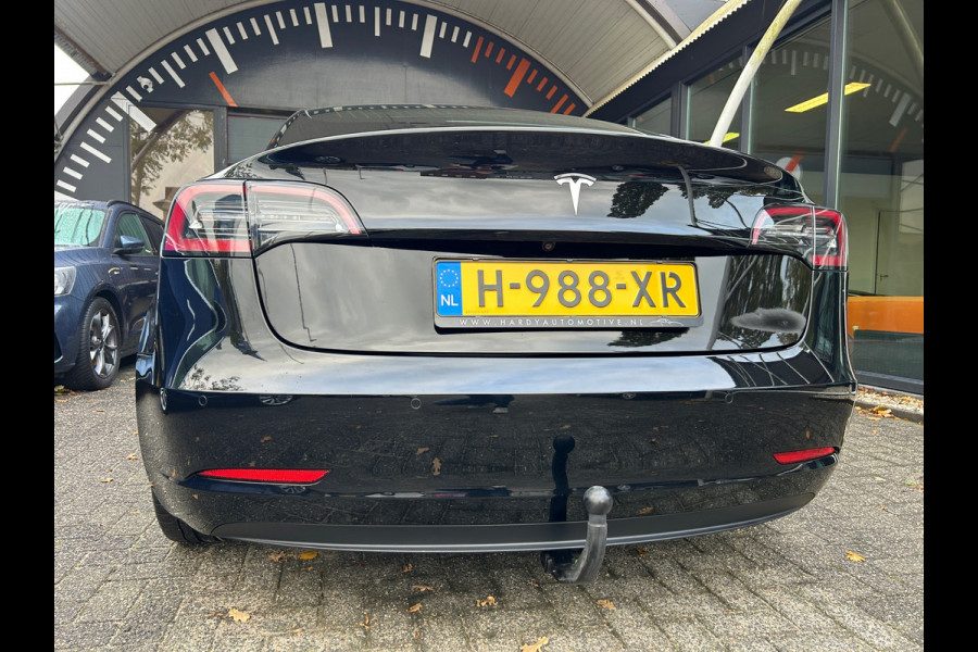 Tesla Model 3 Standard RWD Plus 60 kWh Trekhaak (1.000kg) SOH 87% 19 INCH Velgen Rijklaarprijs!