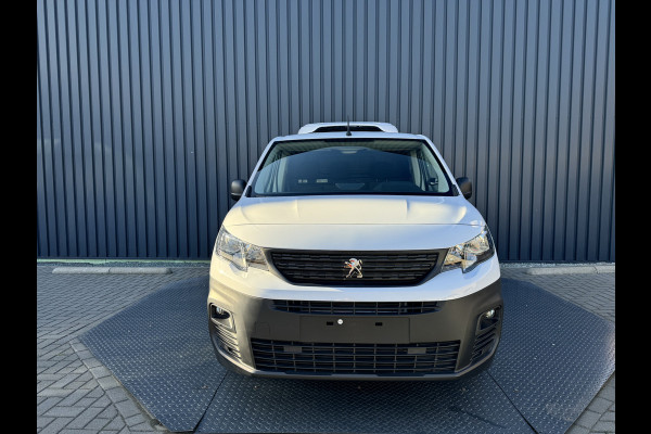 Peugeot Partner 1.5 BlueHDi 100 | 3 zitter | Koelwagen Carrier | Nacht aansluiting | Laadruimte 2 niveaus | Nieuw!! | Prijs Rijklaar!!