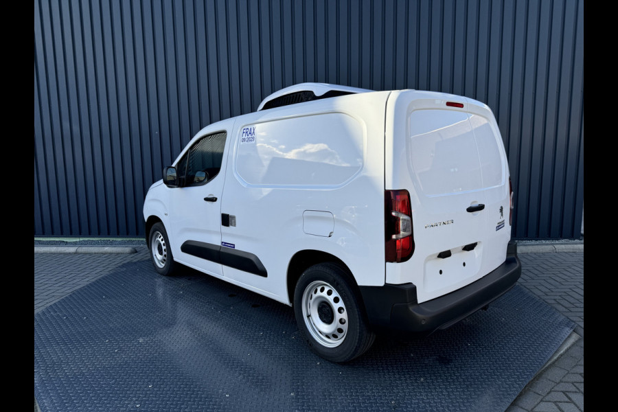 Peugeot Partner 1.5 BlueHDi 100 | 3 zitter | Koelwagen Carrier | Nacht aansluiting | Laadruimte 2 niveaus | Nieuw!! | Prijs Rijklaar!!