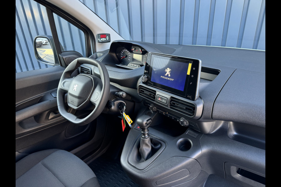 Peugeot Partner 1.5 BlueHDi 100 | 3 zitter | Koelwagen Carrier | Nacht aansluiting | Laadruimte 2 niveaus | Nieuw!! | Prijs Rijklaar!!