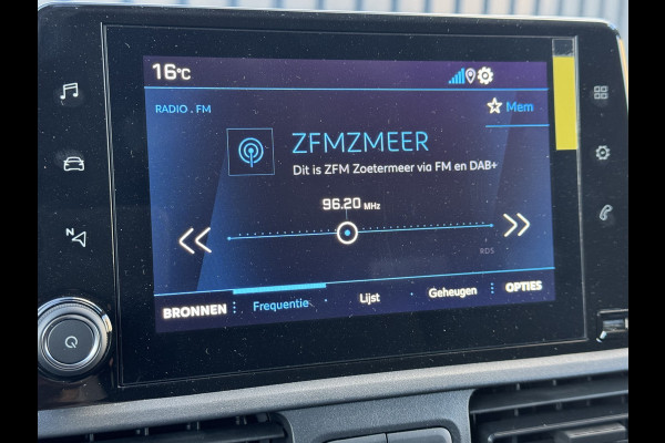 Peugeot Partner 1.5 BlueHDi 100 | 3 zitter | Koelwagen Carrier | Nacht aansluiting | Laadruimte 2 niveaus | Nieuw!! | Prijs Rijklaar!!