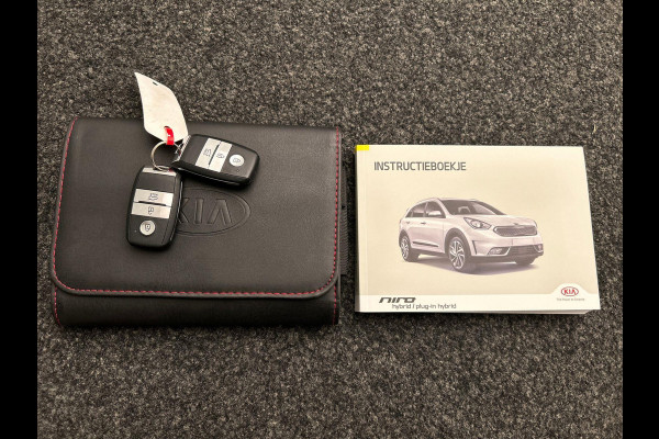 Kia Niro 1.6 GDi Hybrid ExecutiveLine Trekhaak Adaptieve/Cruise Stoel verwarming/verkoeling Camera Leder Carplay