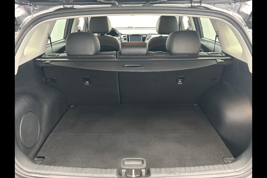 Kia Niro 1.6 GDi Hybrid ExecutiveLine Trekhaak Adaptieve/Cruise Stoel verwarming/verkoeling Camera Leder Carplay