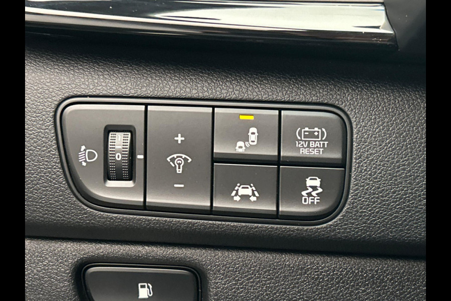 Kia Niro 1.6 GDi Hybrid ExecutiveLine Trekhaak Adaptieve/Cruise Stoel verwarming/verkoeling Camera Leder Carplay