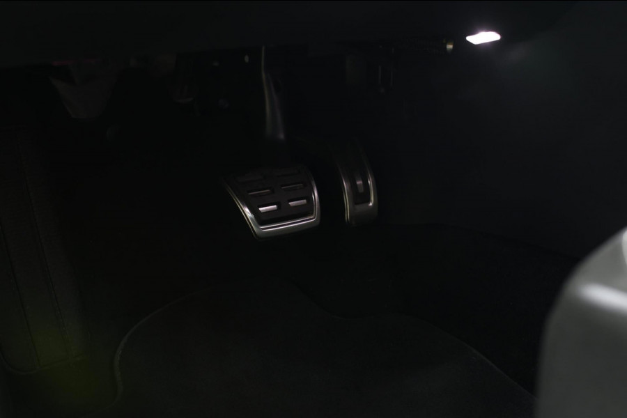 Volkswagen Taigo 1.5 TSI R-Line *Pano*Camera*Beats*DSG*Virtual Plus*Led*
