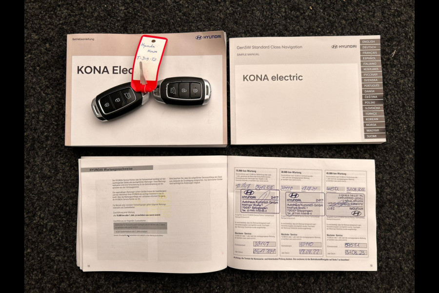 Hyundai Kona EV Premium Sky 64 kWh Adaptive Cruise Stoel Verwarming/Verkoeling Camera Carplay Leder Panoramadak