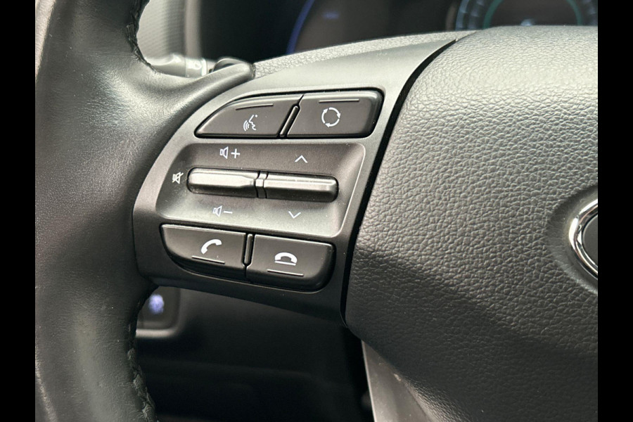 Hyundai Kona EV Premium Sky 64 kWh Adaptive Cruise Stoel Verwarming/Verkoeling Camera Carplay Leder Panoramadak