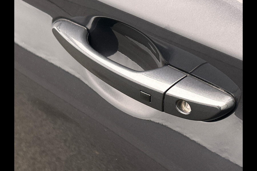 Hyundai Kona EV Premium Sky 64 kWh Adaptive Cruise Stoel Verwarming/Verkoeling Camera Carplay Leder Panoramadak