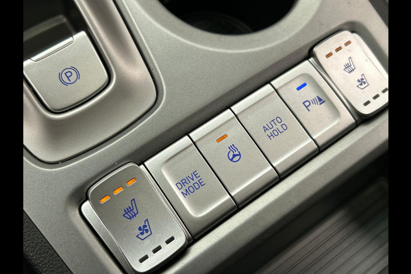Hyundai Kona EV Premium Sky 64 kWh Adaptive Cruise Stoel Verwarming/Verkoeling Camera Carplay Leder Panoramadak