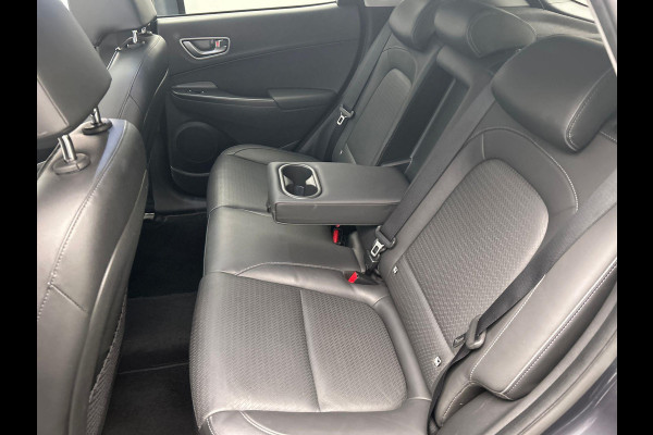 Hyundai Kona EV Premium Sky 64 kWh Adaptive Cruise Stoel Verwarming/Verkoeling Camera Carplay Leder Panoramadak