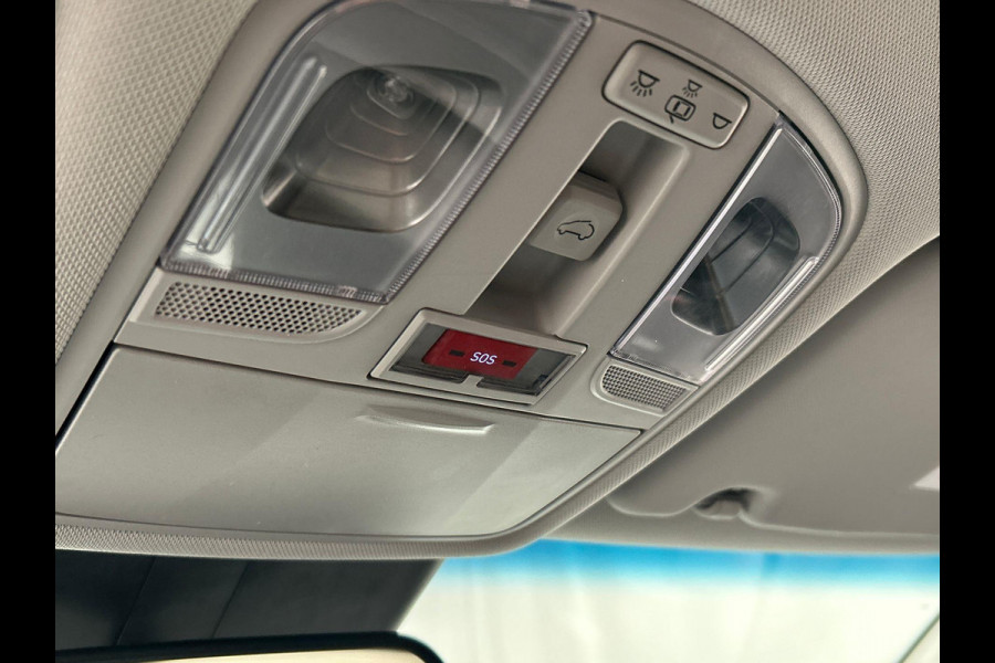 Hyundai Kona EV Premium Sky 64 kWh Adaptive Cruise Stoel Verwarming/Verkoeling Camera Carplay Leder Panoramadak