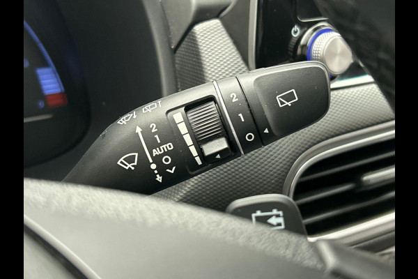 Hyundai Kona EV Premium Sky 64 kWh Adaptive Cruise Stoel Verwarming/Verkoeling Camera Carplay Leder Panoramadak