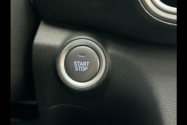 Hyundai Kona EV Premium Sky 64 kWh Adaptive Cruise Stoel Verwarming/Verkoeling Camera Carplay Leder Panoramadak