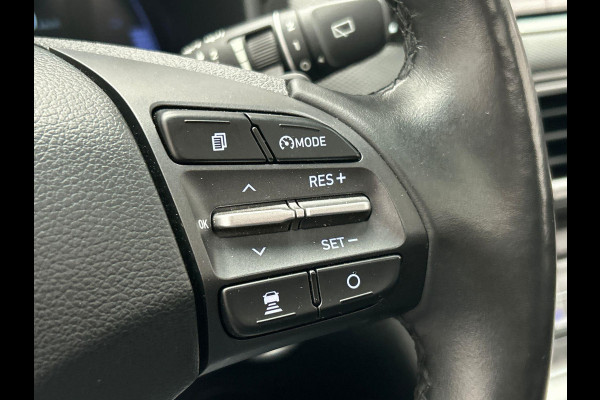 Hyundai Kona EV Premium Sky 64 kWh Adaptive Cruise Stoel Verwarming/Verkoeling Camera Carplay Leder Panoramadak