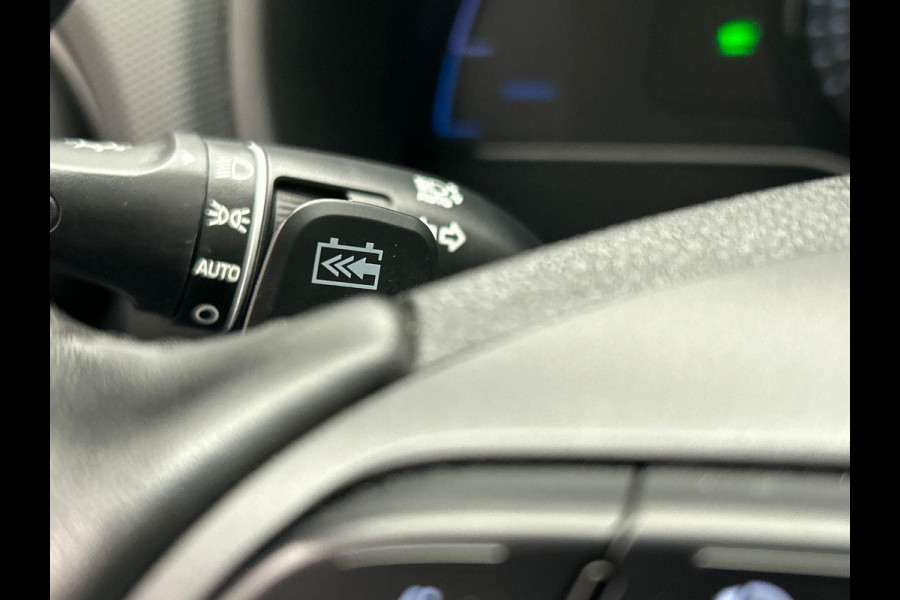 Hyundai Kona EV Premium Sky 64 kWh Adaptive Cruise Stoel Verwarming/Verkoeling Camera Carplay Leder Panoramadak