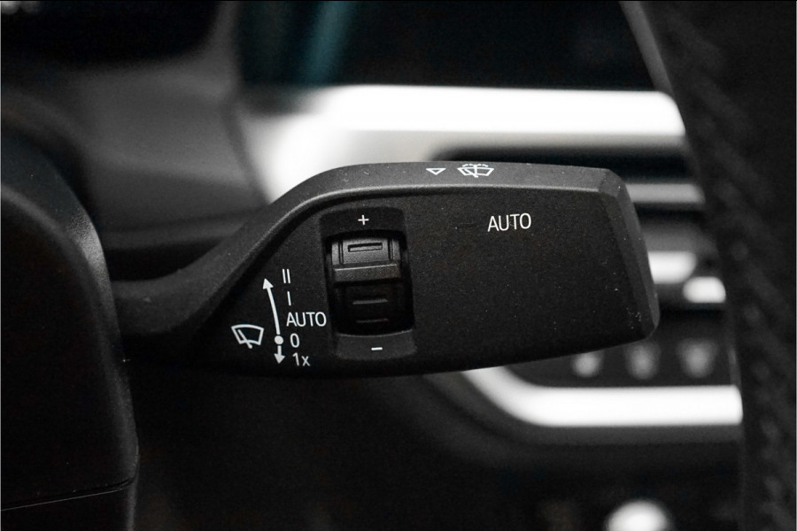 BMW 3-serie M340i xDrive M-Sport HUD Schuifdak Camera
