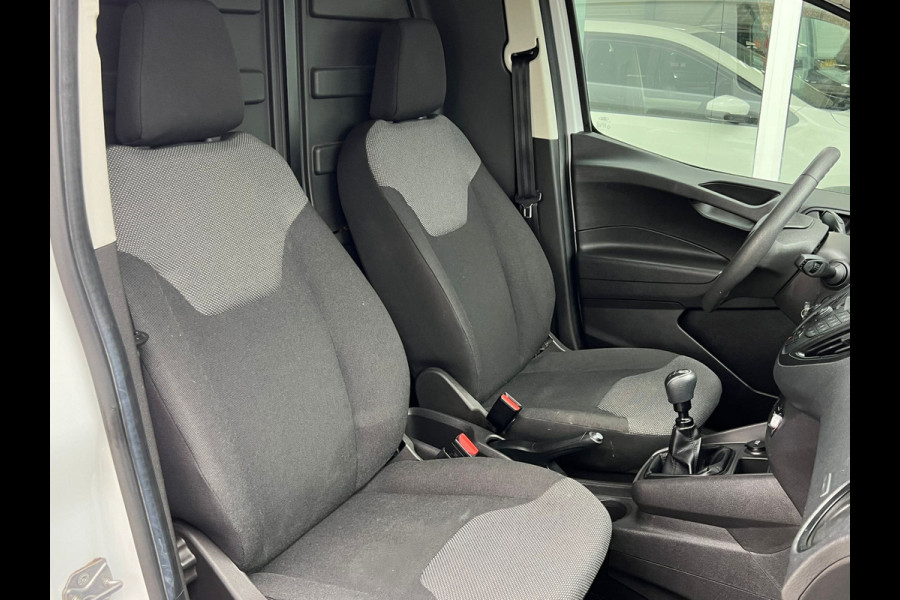 Ford Transit Courier 1.5 TDCI Ambiente Airco | Navigatie | 4 Cillinder | Imperiaal