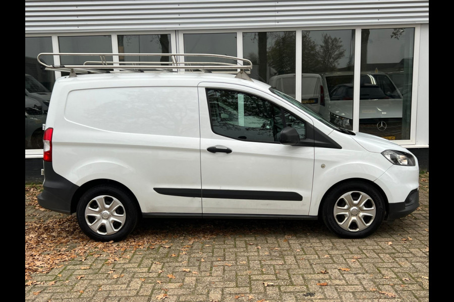 Ford Transit Courier 1.5 TDCI Ambiente Airco | Navigatie | 4 Cillinder | Imperiaal
