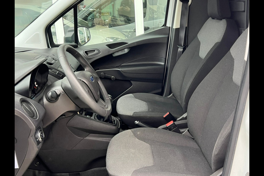 Ford Transit Courier 1.5 TDCI Ambiente Airco | Navigatie | 4 Cillinder | Imperiaal