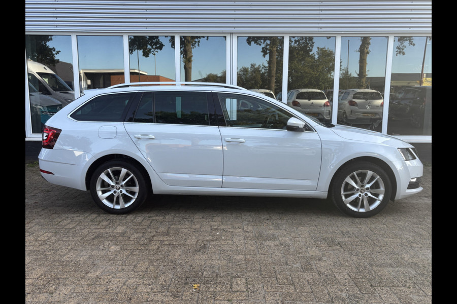 Škoda Octavia Combi 1.5 TSI Greentech Style | Trekhaak | Stoelverwarming | Parkeersensor
