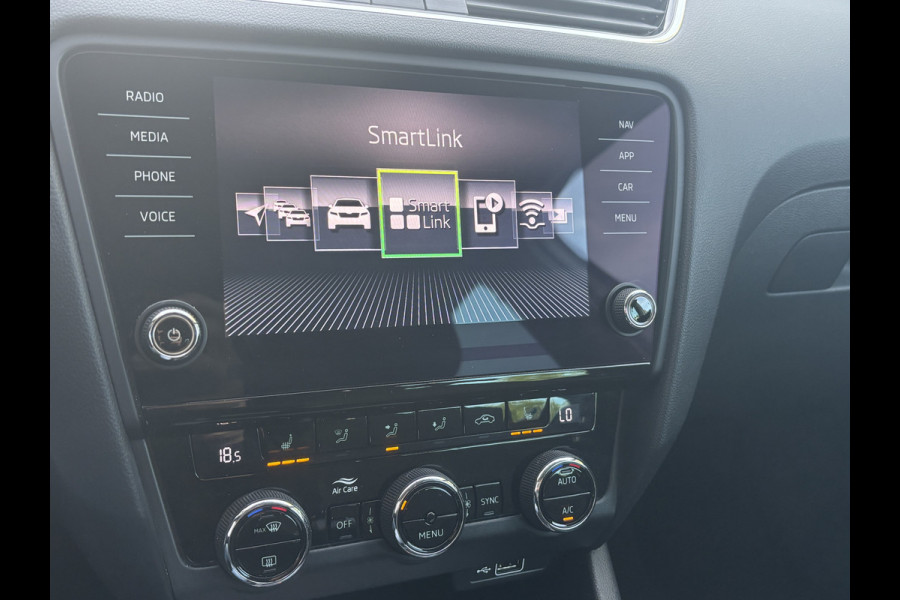 Škoda Octavia Combi 1.5 TSI Greentech Style | Trekhaak | Stoelverwarming | Parkeersensor