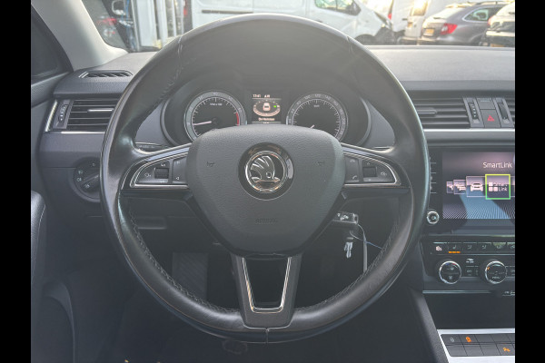 Škoda Octavia Combi 1.5 TSI Greentech Style | Trekhaak | Stoelverwarming | Parkeersensor