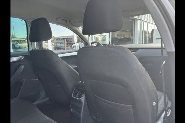 Škoda Octavia Combi 1.5 TSI Greentech Style | Trekhaak | Stoelverwarming | Parkeersensor