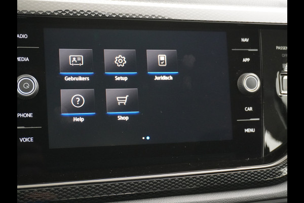 Volkswagen Polo 1.0T 96PK Adaptive Cruise Apple Carplay Android Digital-Cockpit-Pro App-Connect Dual-ECC PDC-a+v Stoel-Verwarmd Navi Life Busine Lane-Assist Isofix Voicecommand DAB Front assist ChroomPack. Lmv 2/3Deelbare a-Bank 1e Eigenaar Origineel Nederlandse Auto EURO6 € 25.430 nieuw!