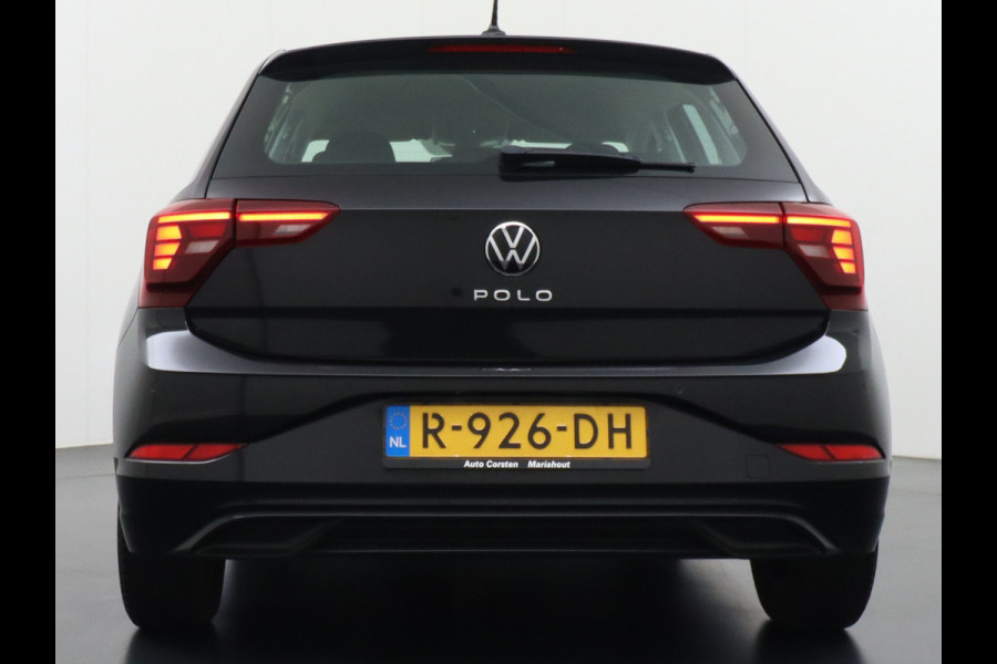Volkswagen Polo 1.0T 96PK Adaptive Cruise Apple Carplay Android Digital-Cockpit-Pro App-Connect Dual-ECC PDC-a+v Stoel-Verwarmd Navi Life Busine Lane-Assist Isofix Voicecommand DAB Front assist ChroomPack. Lmv 2/3Deelbare a-Bank 1e Eigenaar Origineel Nederlandse Auto EURO6 € 25.430 nieuw!