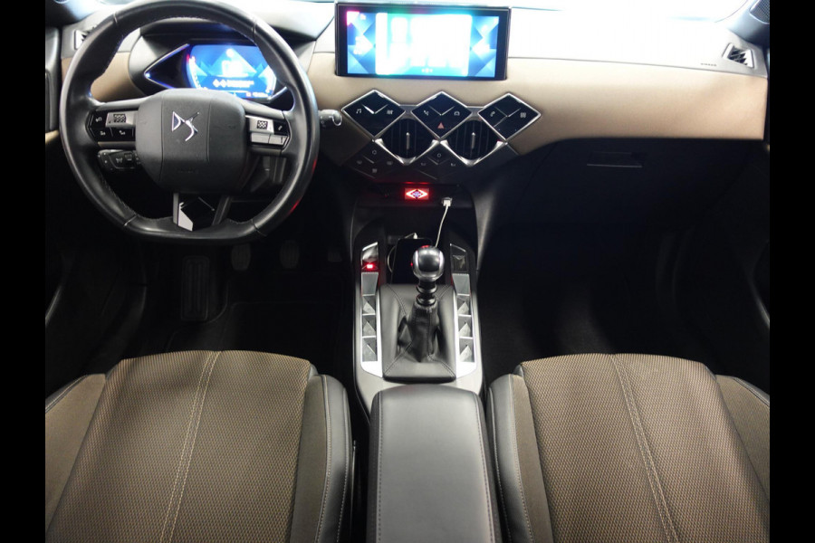 DS DS 3 Crossback 1.2 PureTech Business | Navigatie | Apple Carplay/Android Auto | Lichtmetalen Velgen DS DS 3 Crossback 1.2 PureTech Business | Navigatie | Apple Carplay/Android Auto | Lichtmetalen Velgen