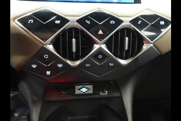 DS DS 3 Crossback 1.2 PureTech Business | Navigatie | Apple Carplay/Android Auto | Lichtmetalen Velgen DS DS 3 Crossback 1.2 PureTech Business | Navigatie | Apple Carplay/Android Auto | Lichtmetalen Velgen