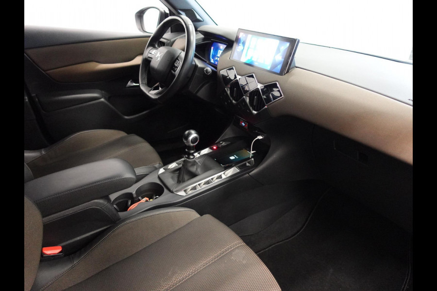 DS DS 3 Crossback 1.2 PureTech Business | Navigatie | Apple Carplay/Android Auto | Lichtmetalen Velgen DS DS 3 Crossback 1.2 PureTech Business | Navigatie | Apple Carplay/Android Auto | Lichtmetalen Velgen