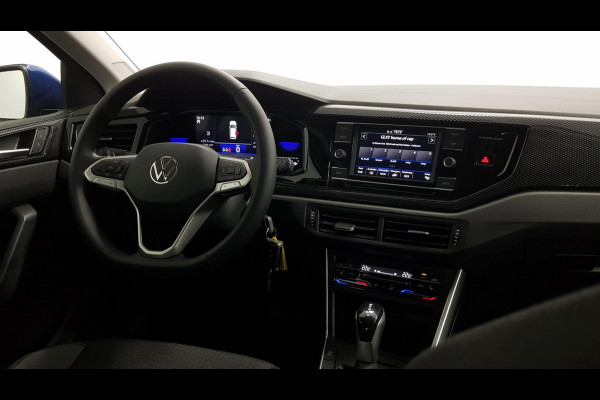 Volkswagen Polo 1.0 TSI DSG Life Automaat | Navigatie | Airco | Stoelverwarming | Digitale cockpit | Led | DAB Volkswagen Polo 1.0 TSI DSG Life Automaat | Navigatie | Airco | Stoelverwarming | Digitale cockpit | Led | DAB