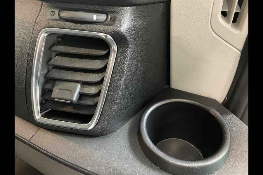 Ford Transit 130pk Automaat L2H2 Navi Camera Trekhaak Cruise control ACC Airco Ford Transit 130pk Automaat L2H2 Navi Camera Trekhaak Cruise control ACC Airco