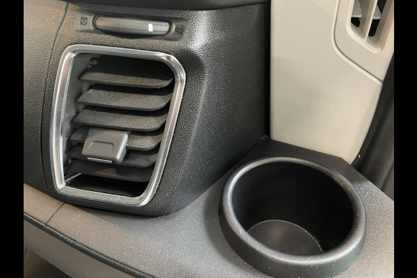 Ford Transit 130pk Automaat L2H2 Navi Camera Trekhaak Cruise control ACC Airco Ford Transit 130pk Automaat L2H2 Navi Camera Trekhaak Cruise control ACC Airco