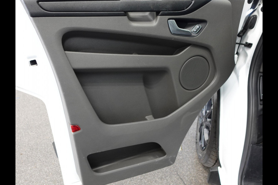 Ford Transit Custom 130PK Automaat L1H1 Raptor Edition Navi Airco Bluetooth Cruise Trekhaak Ford Transit Custom 130PK Automaat L1H1 Raptor Edition Navi Airco Bluetooth Cruise Trekhaak