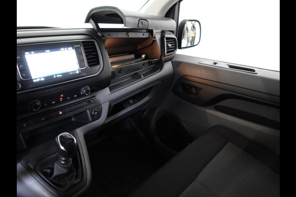 Opel Vivaro 102pk L3H1 Edition Dubbele Cabine 6persoons Navigatie Trekhaak Airco Cruise control