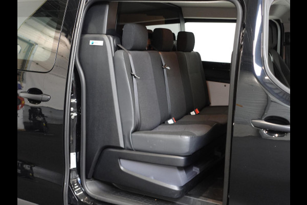 Opel Vivaro 102pk L3H1 Edition Dubbele Cabine 6persoons Navigatie Trekhaak Airco Cruise control