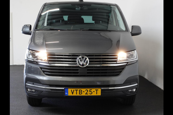 Volkswagen Transporter 2.0 TDI L2H1 28 Dubbele Cabine Highline Automaat Airco Cruise Control adaptief Parkeersensoren Trekhaak Volkswagen Transporter 2.0 TDI L2H1 28 Dubbele Cabine Highline Automaat Airco Cruise Control adaptief Parkeersensoren Trekhaak