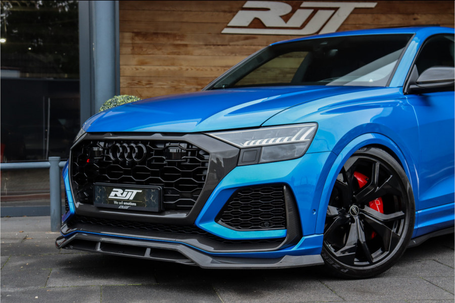 Audi RSQ8 4.0 **Ceramic/Carbon/B&O/Alcantara/23"/ACC**