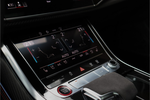 Audi RSQ8 4.0 **Ceramic/Carbon/B&O/Alcantara/23"/ACC**