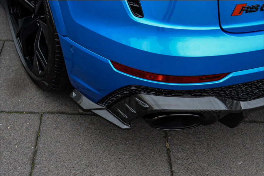 Audi RSQ8 4.0 **Ceramic/Carbon/B&O/Alcantara/23"/ACC**