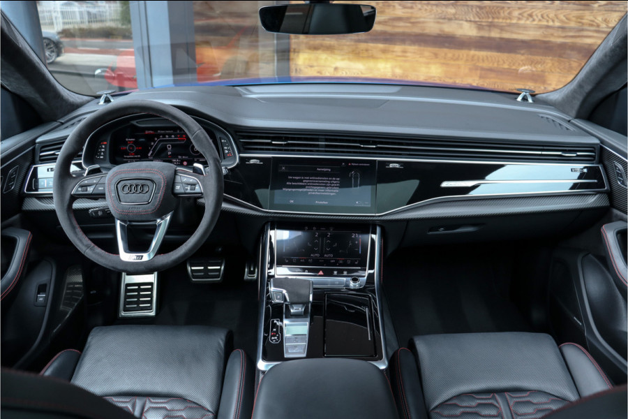 Audi RSQ8 4.0 **Ceramic/Carbon/B&O/Alcantara/23"/ACC**