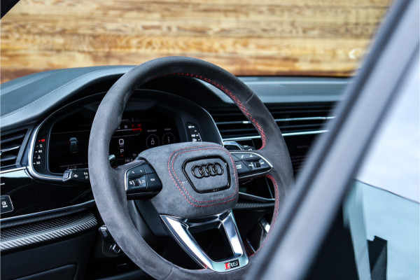Audi RSQ8 4.0 **Ceramic/Carbon/B&O/Alcantara/23"/ACC**