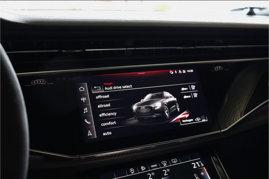 Audi RSQ8 4.0 **Ceramic/Carbon/B&O/Alcantara/23"/ACC**